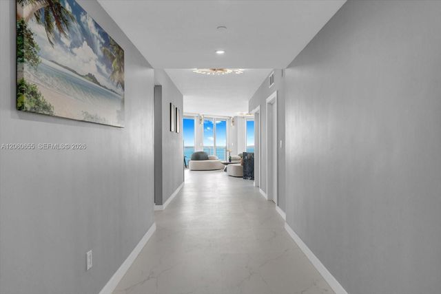 6365 Collins 3901, Miami Beach, FL 33141