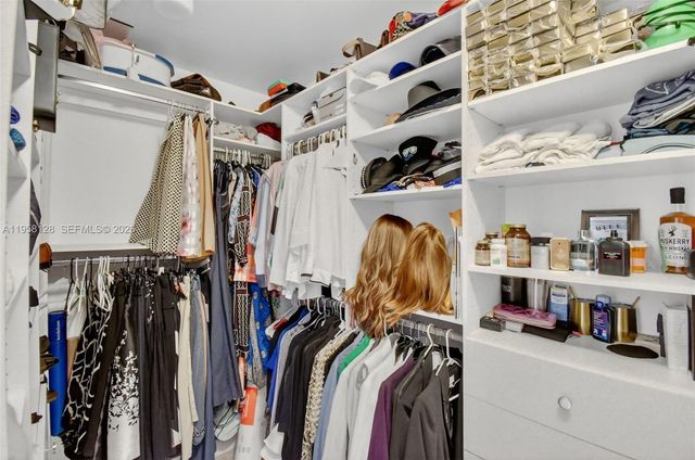 3640 Yacht Club Dr 410, Aventura, FL 33180