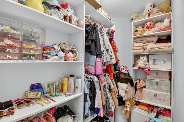 3640 Yacht Club Dr 410, Aventura, FL 33180