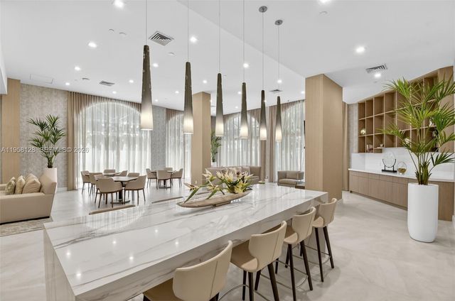 3640 Yacht Club Dr 410, Aventura, FL 33180