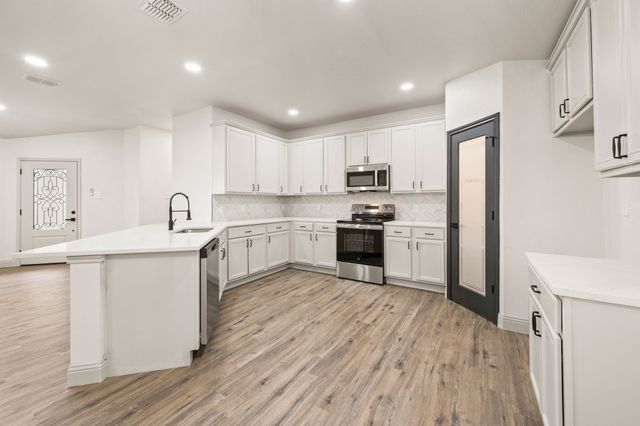 8837 Highland Orchard Drive, Fort Worth, TX 76179