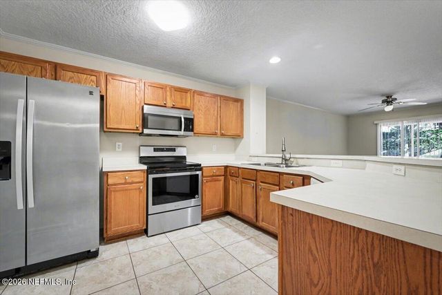 8550 ARGYLE BUSINESS Loop 306, Jacksonville, FL 32244