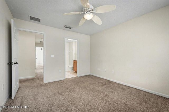 8550 ARGYLE BUSINESS Loop 306, Jacksonville, FL 32244