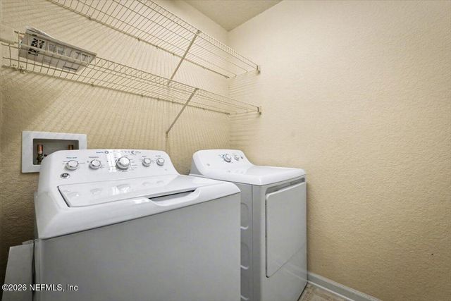 8550 ARGYLE BUSINESS Loop 306, Jacksonville, FL 32244