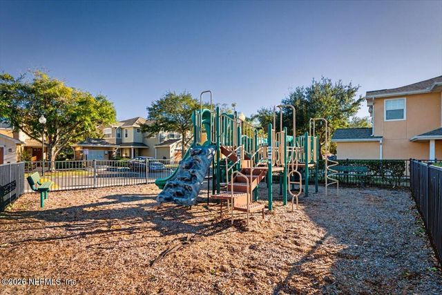 8550 ARGYLE BUSINESS Loop 306, Jacksonville, FL 32244