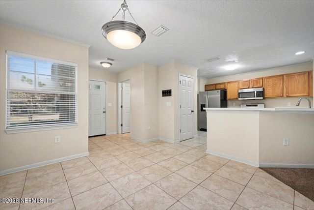 8550 ARGYLE BUSINESS Loop 306, Jacksonville, FL 32244