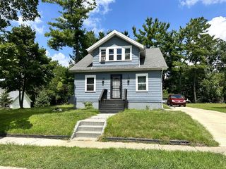 226 E High Street, Jackson, MI 49203