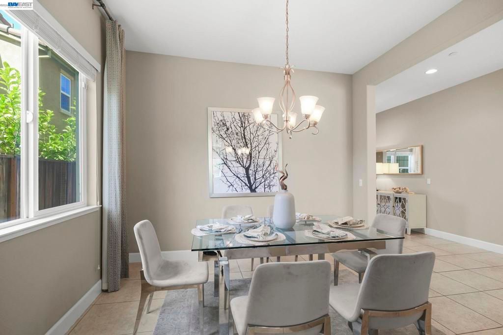Image 13 of property listing at 4951 Campanille Ct, Dublin, CA 94568