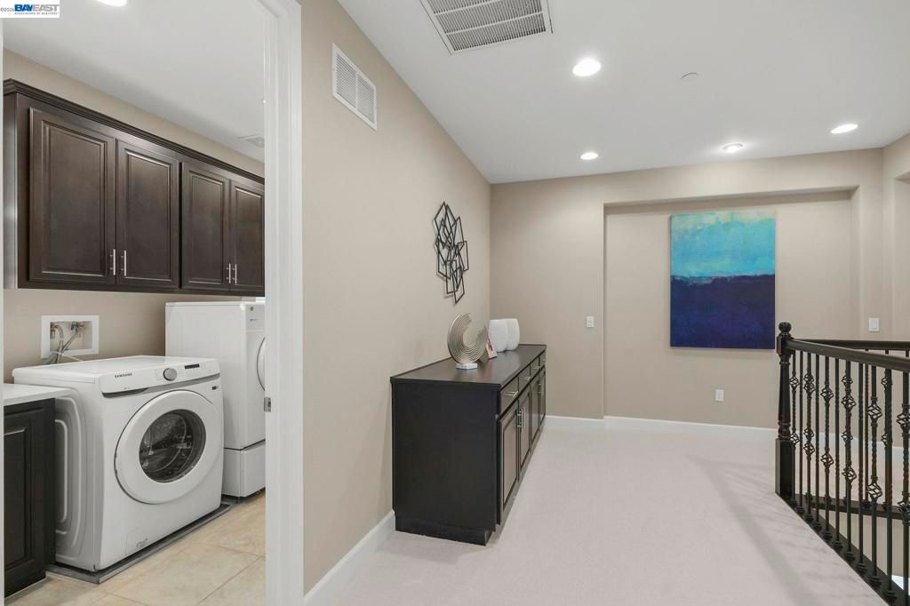 Image 24 of property listing at 4951 Campanille Ct, Dublin, CA 94568