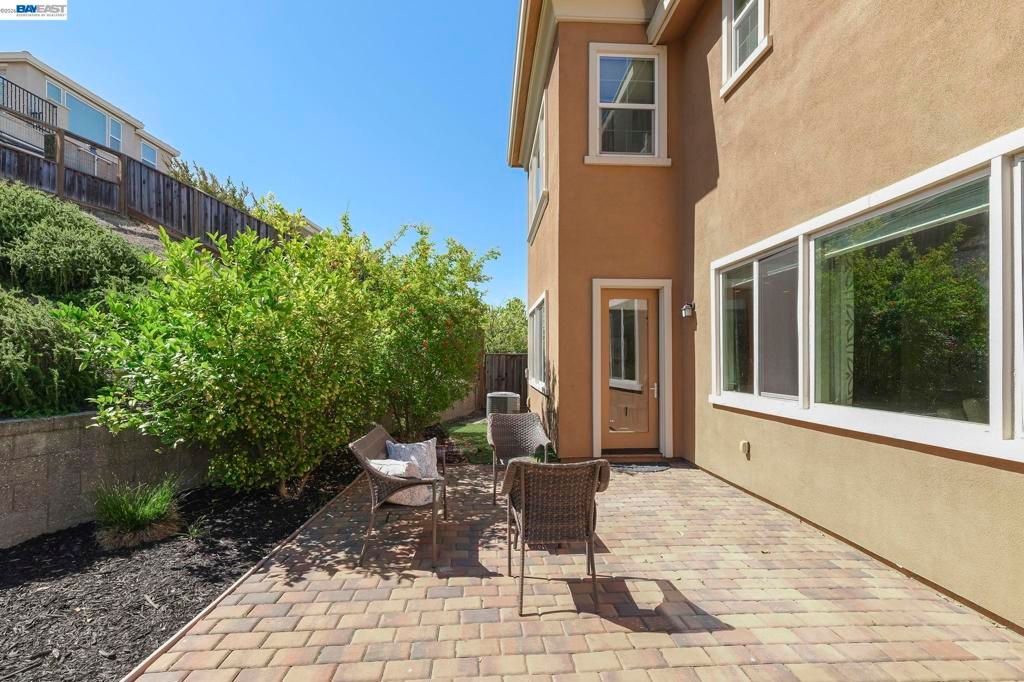 Image 41 of property listing at 4951 Campanille Ct, Dublin, CA 94568
