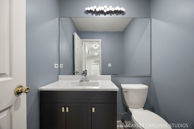 890 Brompton Circle, Bolingbrook, IL 60440