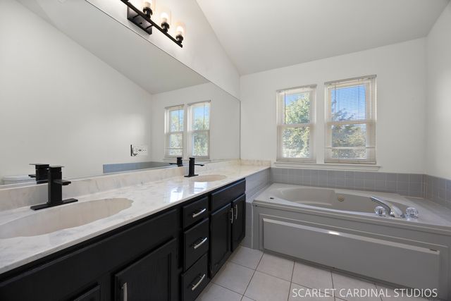 890 Brompton Circle, Bolingbrook, IL 60440
