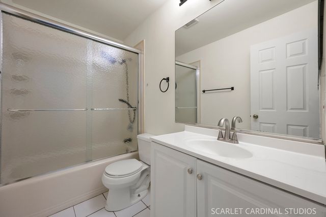 890 Brompton Circle, Bolingbrook, IL 60440