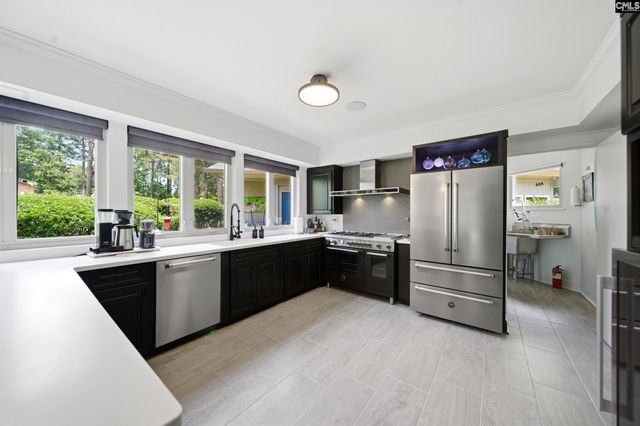 6211 Lakeshore Drive, Columbia, SC 29206