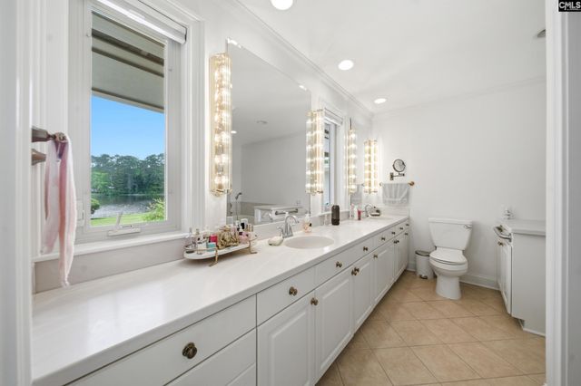 6211 Lakeshore Drive, Columbia, SC 29206
