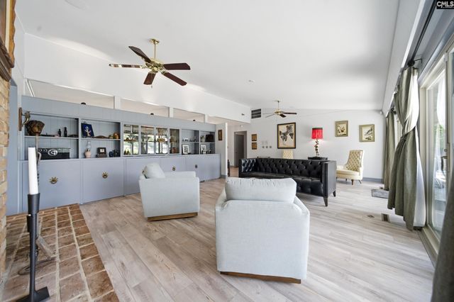 6211 Lakeshore Drive, Columbia, SC 29206