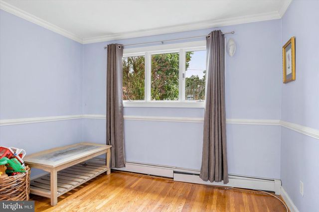 53 SKYLINE DR, Norristown, PA 19403