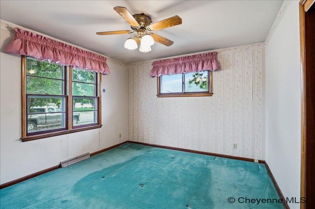 3235 BOXELDER DR, Cheyenne, WY 82001