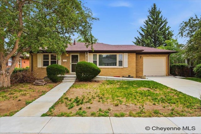 3235 BOXELDER DR, Cheyenne, WY 82001