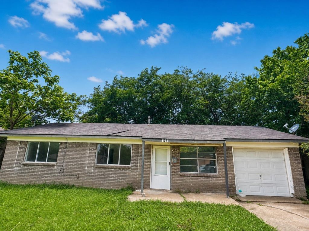 1021 Irene Drive, Mesquite, TX 75149