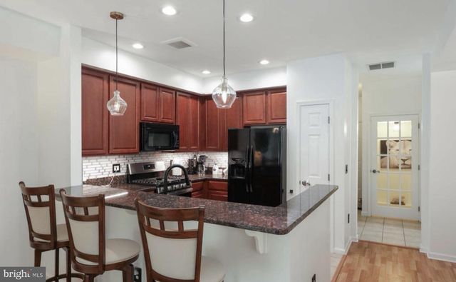 248 HAWTHORNE LN, Barnegat, NJ 08005