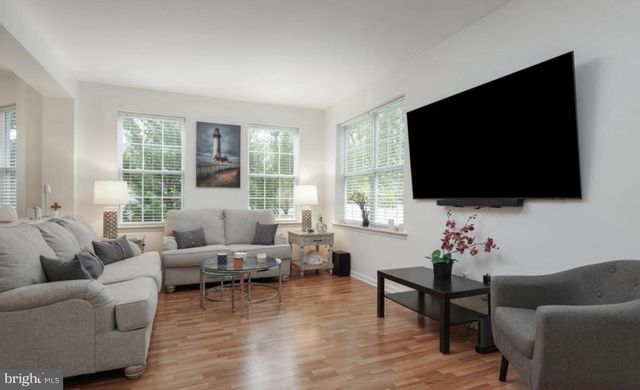 248 HAWTHORNE LN, Barnegat, NJ 08005
