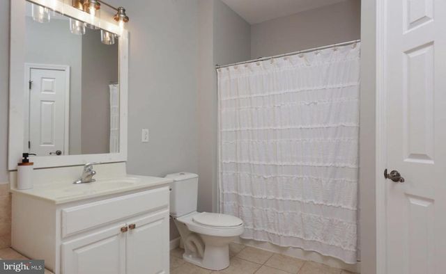 248 HAWTHORNE LN, Barnegat, NJ 08005