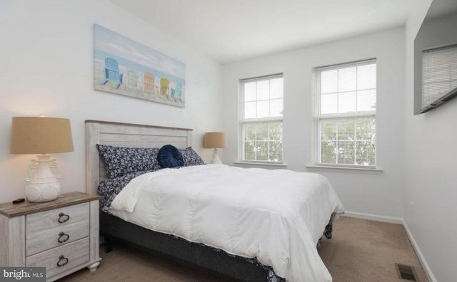 248 HAWTHORNE LN, Barnegat, NJ 08005