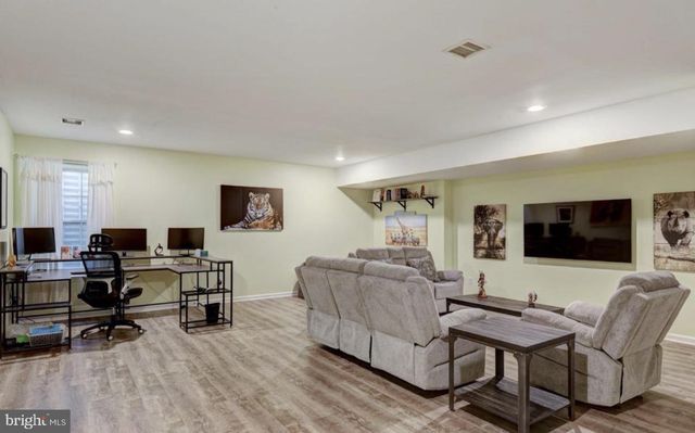 248 HAWTHORNE LN, Barnegat, NJ 08005