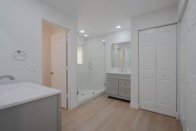 5710 Coach House Circle G, Boca Raton, FL 33486