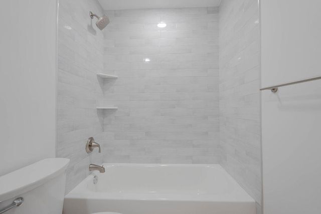 5710 Coach House Circle G, Boca Raton, FL 33486