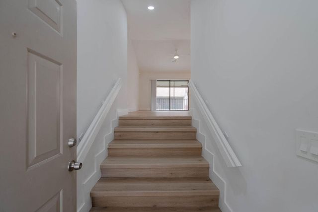 5710 Coach House Circle G, Boca Raton, FL 33486