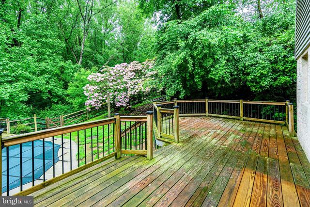 1304 SHERWOOD DR, West Chester, PA 19380