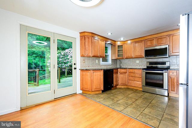1304 SHERWOOD DR, West Chester, PA 19380