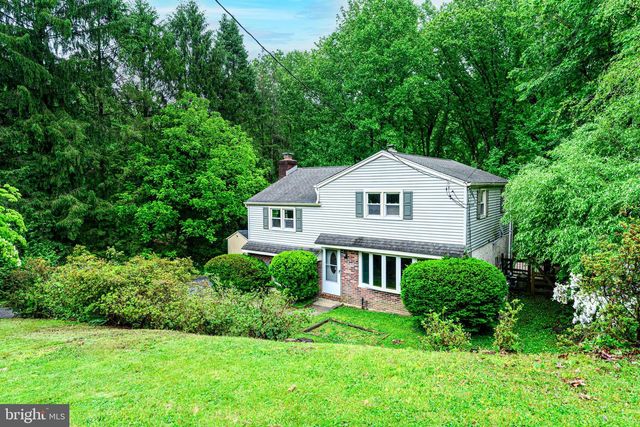 1304 SHERWOOD DR, West Chester, PA 19380