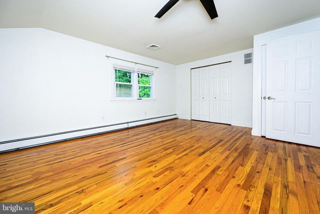 1304 SHERWOOD DR, West Chester, PA 19380