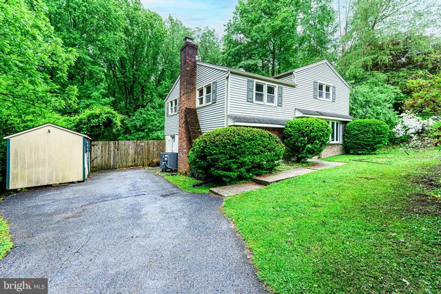 1304 SHERWOOD DR, West Chester, PA 19380