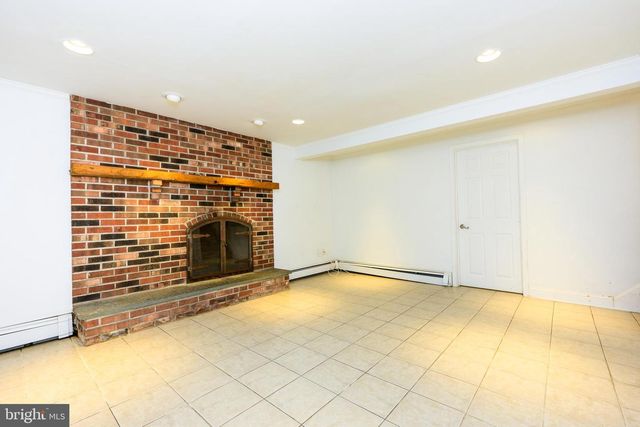 1304 SHERWOOD DR, West Chester, PA 19380