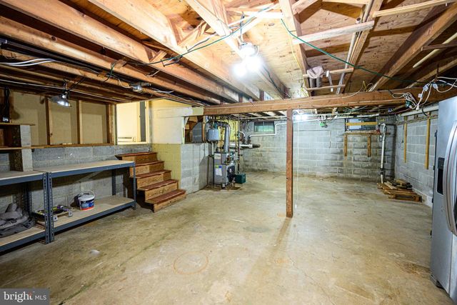 1304 SHERWOOD DR, West Chester, PA 19380