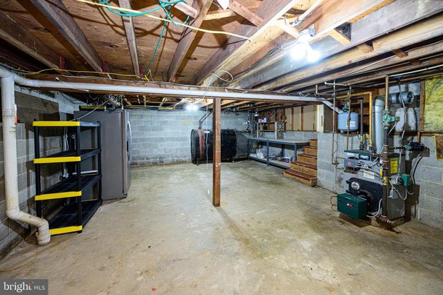 1304 SHERWOOD DR, West Chester, PA 19380