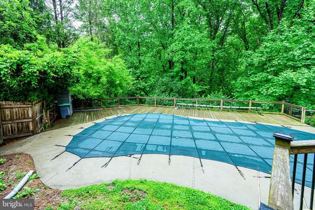 1304 SHERWOOD DR, West Chester, PA 19380