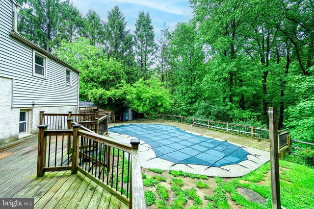 1304 SHERWOOD DR, West Chester, PA 19380