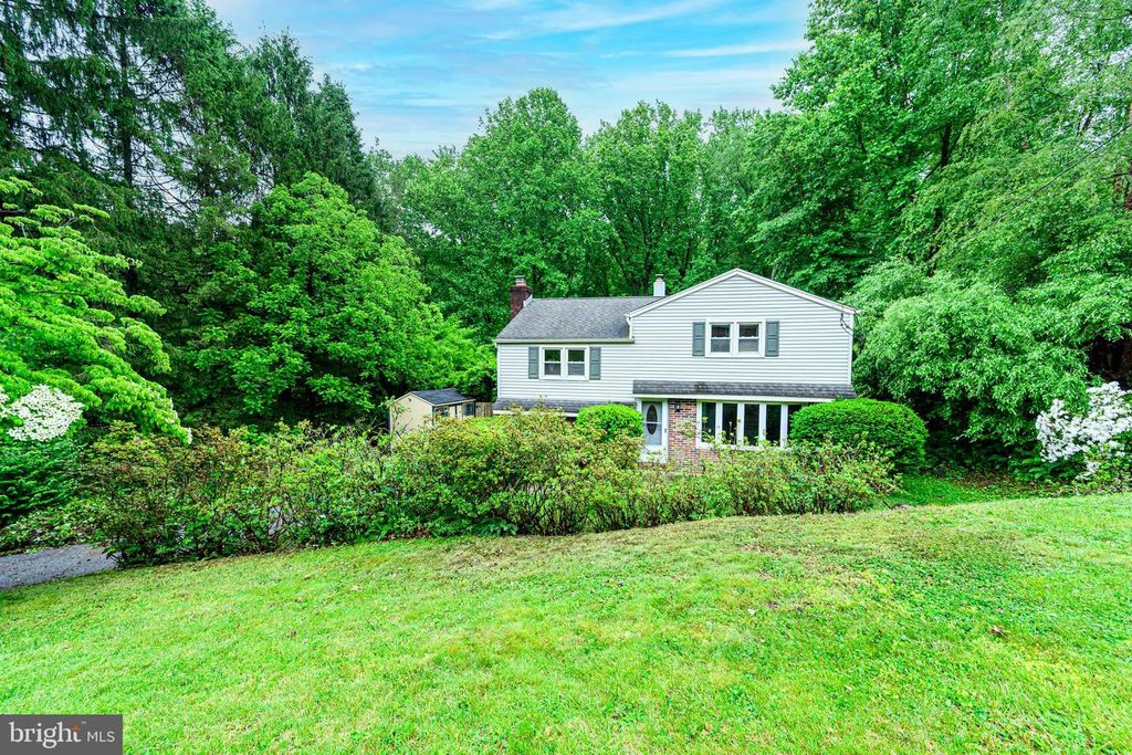 1304 SHERWOOD DR, West Chester, PA 19380