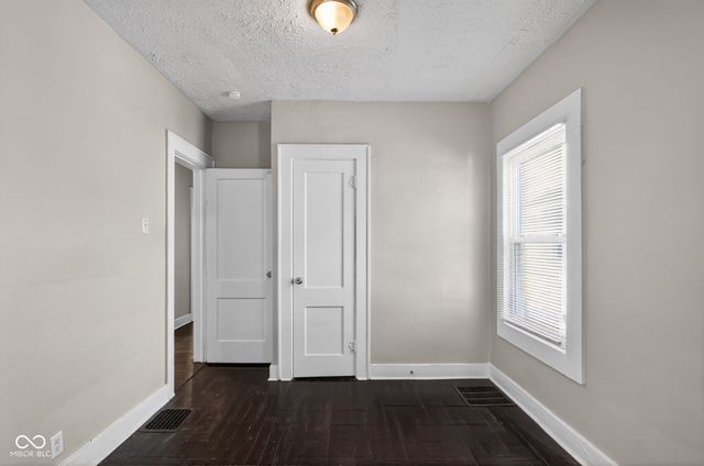 424 Harvard Place, Indianapolis, IN 46208