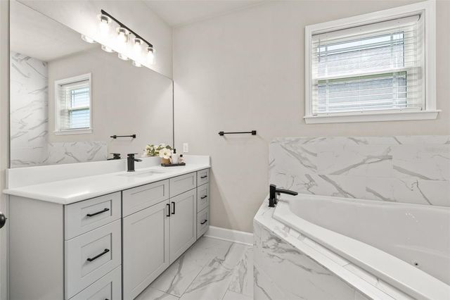 24784 SW 21ST LANE, Newberry, FL 32669