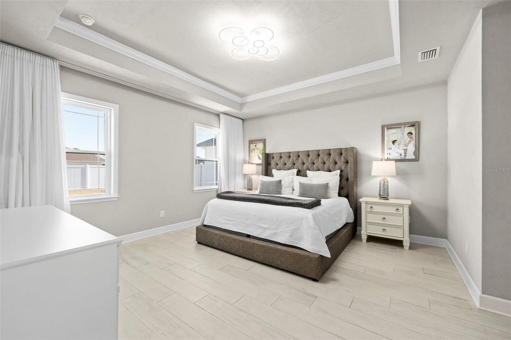 Image 15 of property listing at 24784 SW 21ST LANE, Newberry, FL 32669