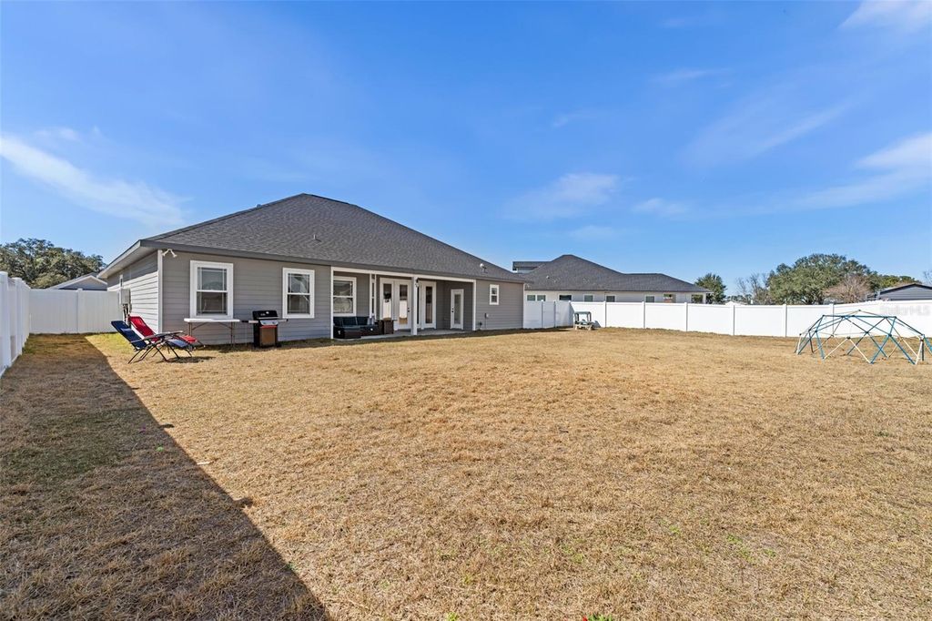 Image 34 of property listing at 24784 SW 21ST LANE, Newberry, FL 32669