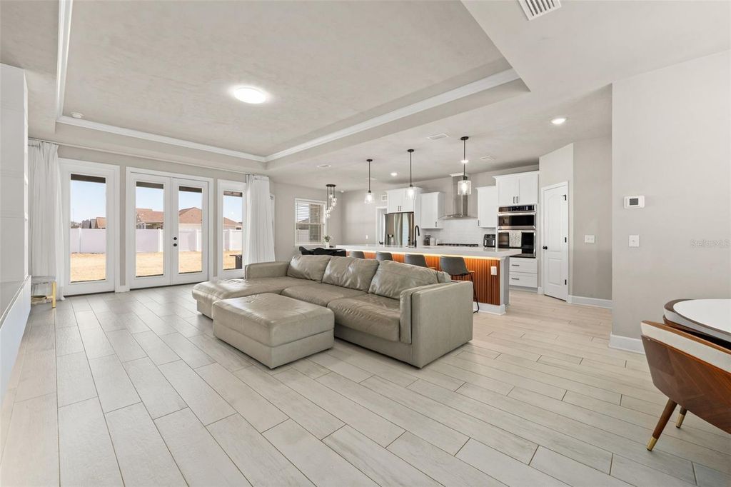 Image 9 of property listing at 24784 SW 21ST LANE, Newberry, FL 32669