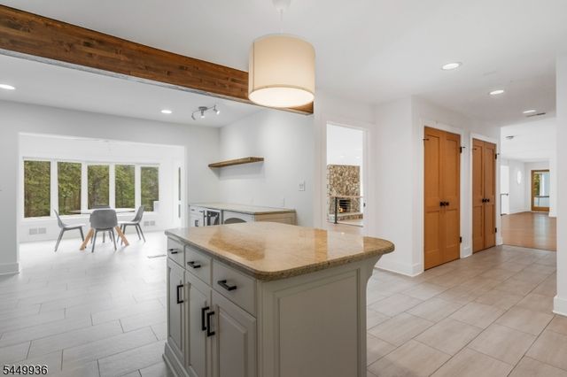 101 Rippling Brook Way, Bernardsville Boro, NJ 07924