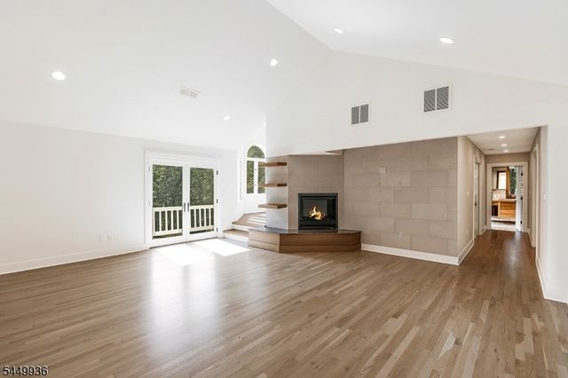 101 Rippling Brook Way, Bernardsville Boro, NJ 07924